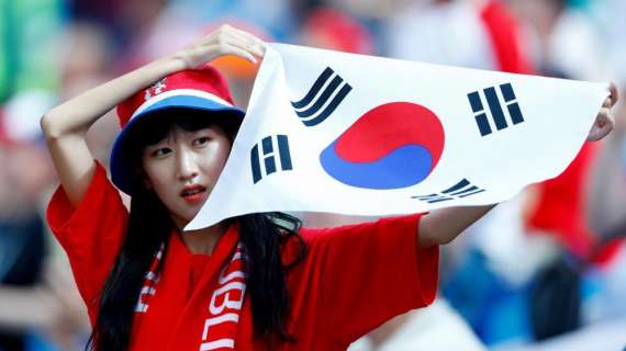 Bambole gonfiabili sugli spalti al posto dei tifosi, il Seoul multato di 70.000 euro