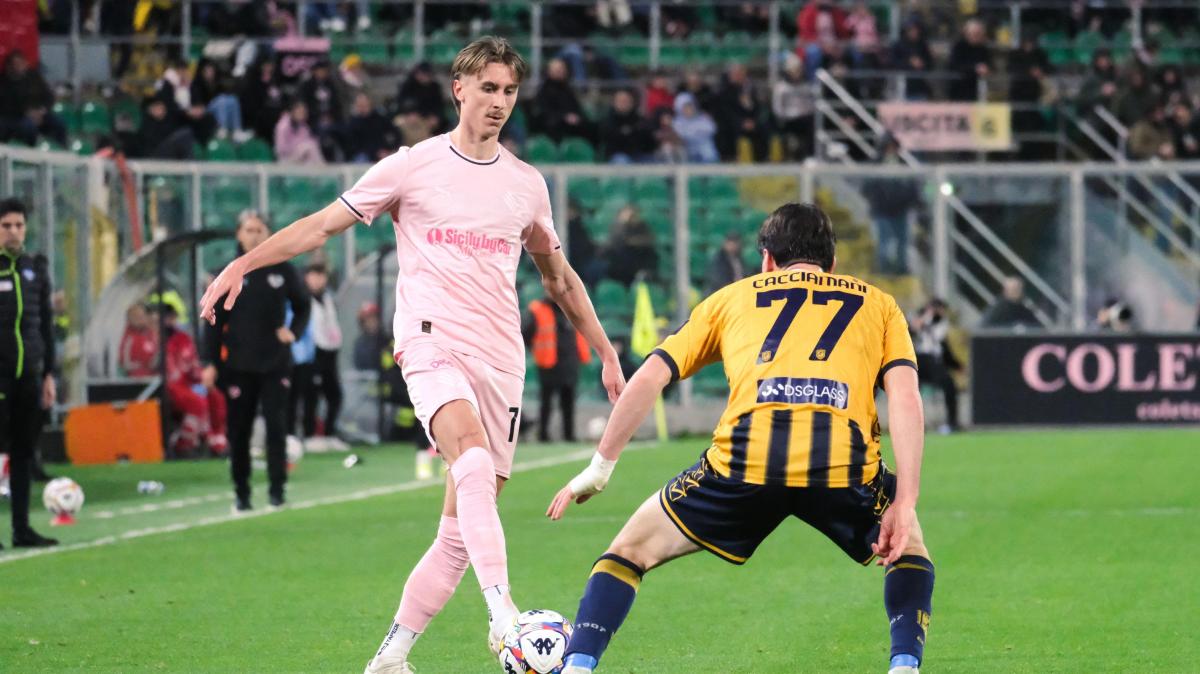Calciomercato Napoli, piace un 2007 della Juve Stabia: uno scout l’ha osservato da vicino 