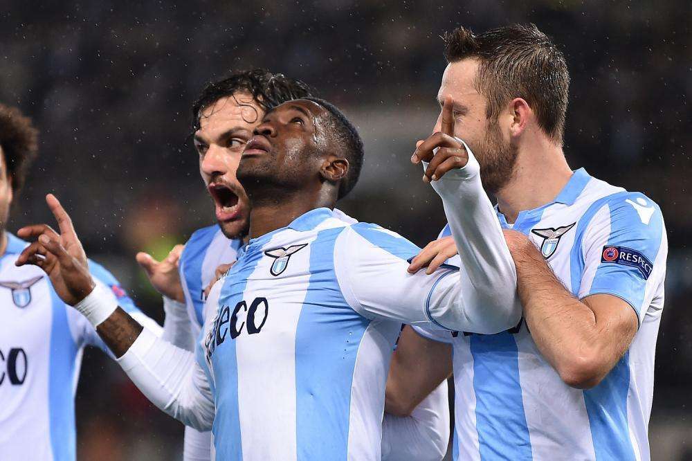 Europa League, i risultati delle 19: la Lazio supera il turno, agli ottavi anche Atletico e Lione