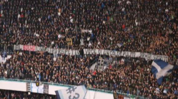 FOTO TN - Striscione per Zeman: "Al boemo il nostro rispetto..."