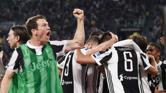 L'ex Juve Lichtsteiner: "Conte mi diceva 'Se vuoi vincere devi essere un figlio di put...'!"