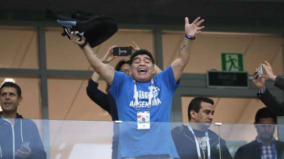 VIDEO - "Ho visto Maradona": spettacolare clip della SSC Napoli per il compleanno di Diego