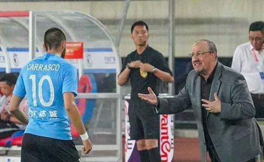 Benitez inizia bene l'esperienza col Dalian di Hamsik: tris e sorpasso sull'Henan Jianye