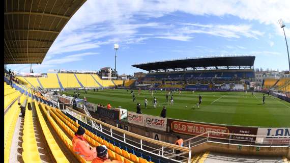Parma-Napoli, settore ospiti "aperto ai residenti ovunque con Fidelity Card"