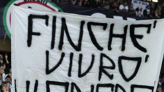 La storia incredibile di un deputato della Lega Nord che impazzisce per Cavani: "Lo sa perchè urlano Vesuvio lavali col fuoco? Hanno paura..."