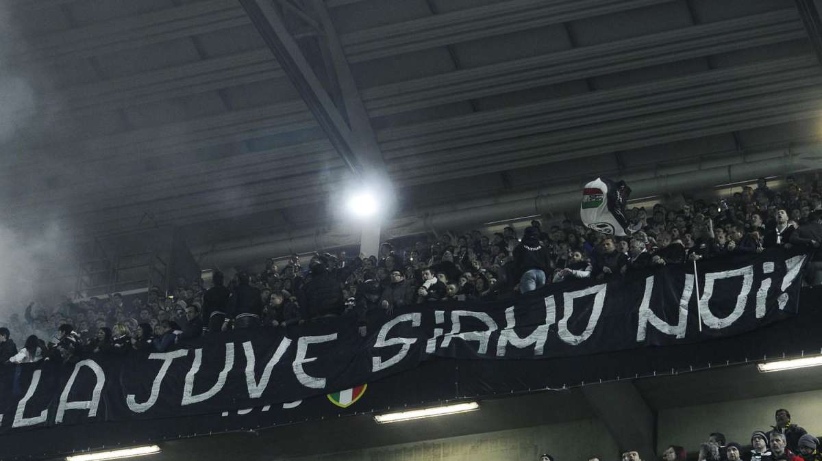 Vergogna Juve nel derby: striscioni su Superga, tifosi del Toro indignati
