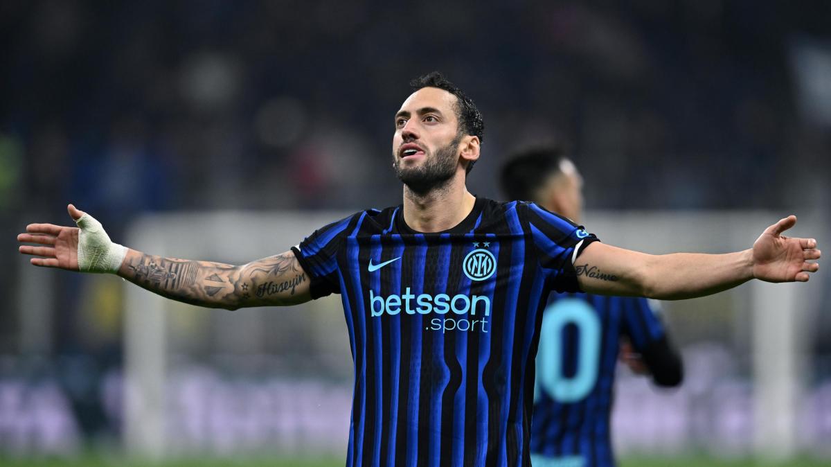 Inter, Calhanoglu: "Sono cresciuto tanto in fase difensiva, mi piacciono i duelli"