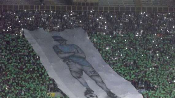 FOTO - Coreografia spettacolare: la Curva B è il 12° uomo in campo