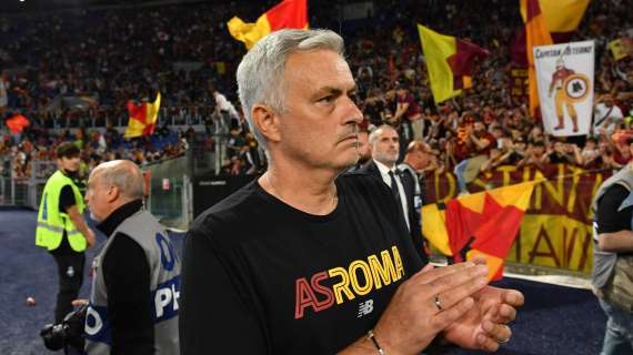 Roma, Mourinho: "Conta più la Conference League che finire davanti alla Lazio"