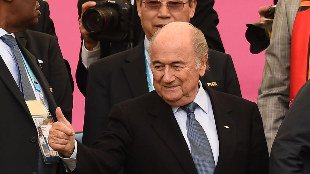 Blatter attacca Infantino: "La FIFA è una dittatura! Non è amico di Trump, ma complice"