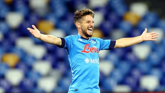 RILEGGI LIVE - AZ-Napoli 1-1 (6' Mertens, 53' Martins Indi): gli azzurri si giocheranno i sedicesimi con la Real Sociedad