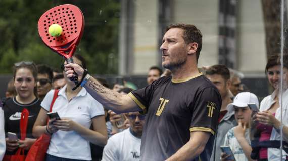 Totti chiarisce: "De Rossi? Hanno amplificato problemi tra di noi, ma siamo amici"