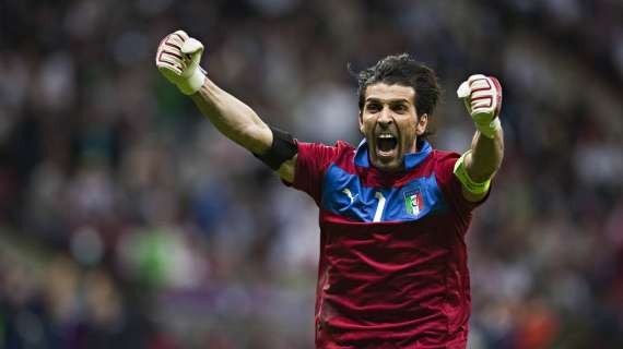 Buffon: "Nel 2006 abbiamo colorato il cielo d'azzurro"