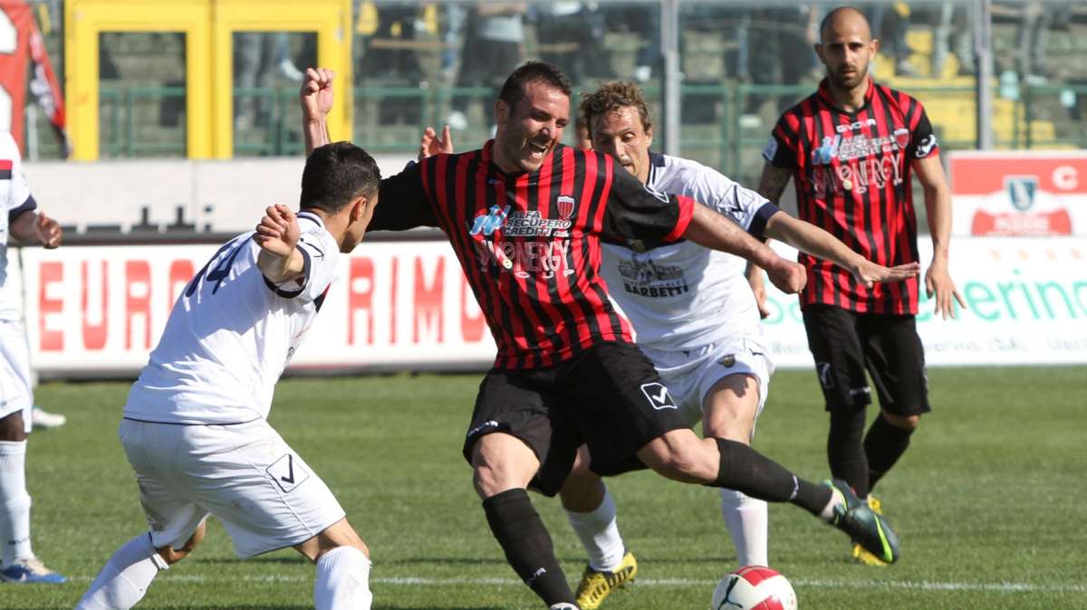 ROSSONERI: si riparte a porte chiuse... L'importante e' l'obiettivo finale