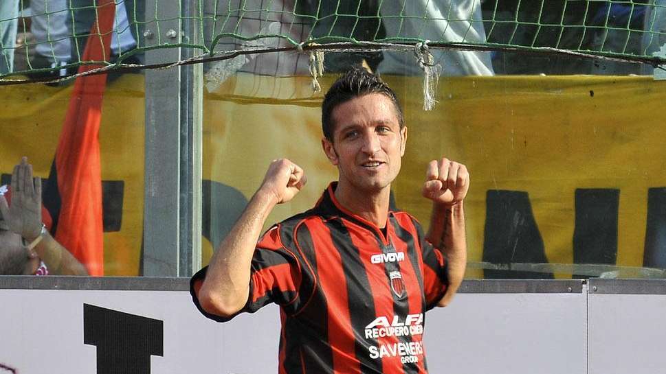 [D] - 1982 - DI MAIO Roberto