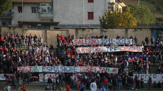 SOLIDARIETA': ancora striscioni pro Nocera. “Rispetto x Nocera” sbarca a San Siro. Ironizzano i tifosi del Cosenza...