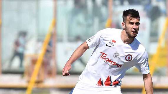 Luca Collatuzzo: "Nocerina, buon calciomercato. Deli colpo da 90"