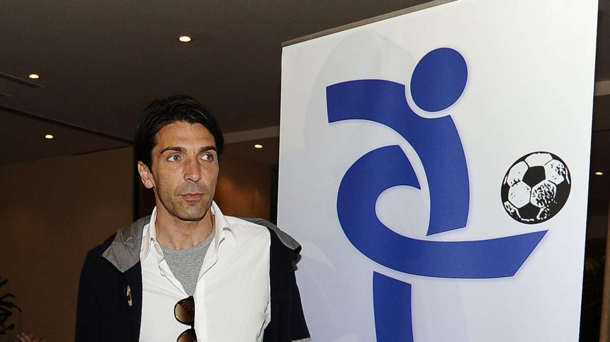 GIGI BUFFON A TN: "Seguo da sempre la Lega Pro. Della Nocerina...."