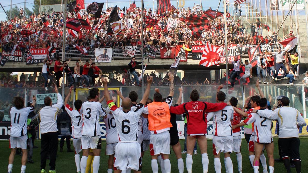 Nocerina in Serie B: 15 anni dalla storica promozione del 23 aprile 2011