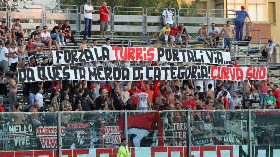 TURRIS: i tifosi corallini solidali con i rossoneri