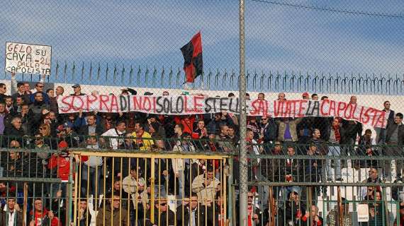 INIZIATIVA: l'Angolo del tifoso molosso