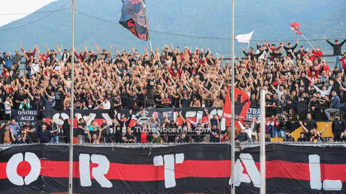 Valmontone-Nocerina, finalmente un settore ospiti degno dei tifosi molossi