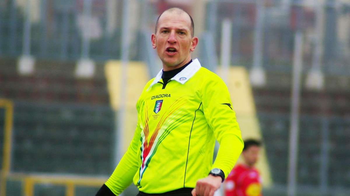 L'arbitro Bruno di Torino