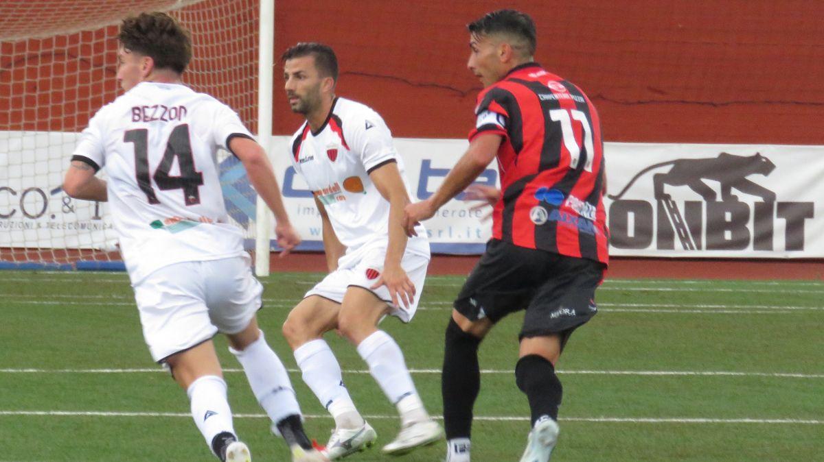 Premi di fine stagione Serie D, dal girone G il top gol e top centrocampsita