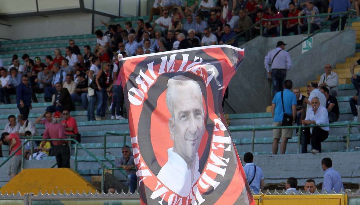 ROSSONERI: dove recarsi per sottoscrivere l'abbonamento