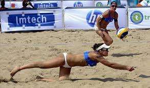 Beach volley femminile - E' il momento di ripartire: Bruno Cattaneo e Antonio Bilato (presidente e vice della Fipav) lanciano l’ultimo allarme