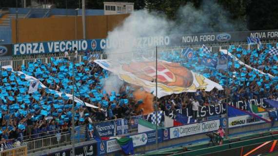 IL TIFO ORGANIZZATO A PESCARA – Dalla Curva a “Tutto lo Stadio