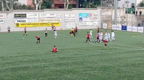 Sorrento-Paganese 2-2: i costieri sprecano il doppio vantaggio, Di Somma e De Felice pareggiano i conti
