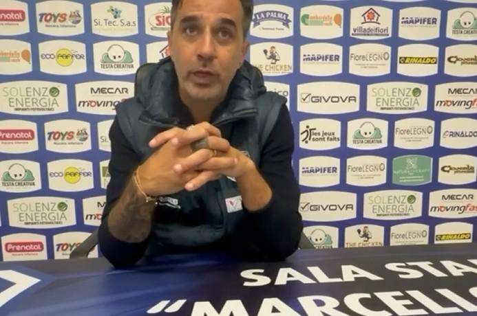 Luigi Pezzella,all.Manfredonia