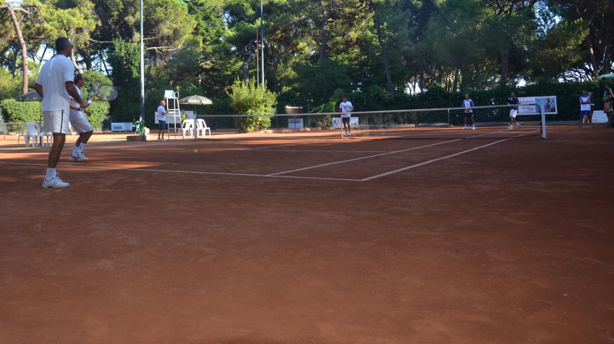 Extra Calcio: Tennis, agli Internazionali di Roma l’Italia si prende la scena: Musetti e Darderi agli ottavi, domani Sinner in campo