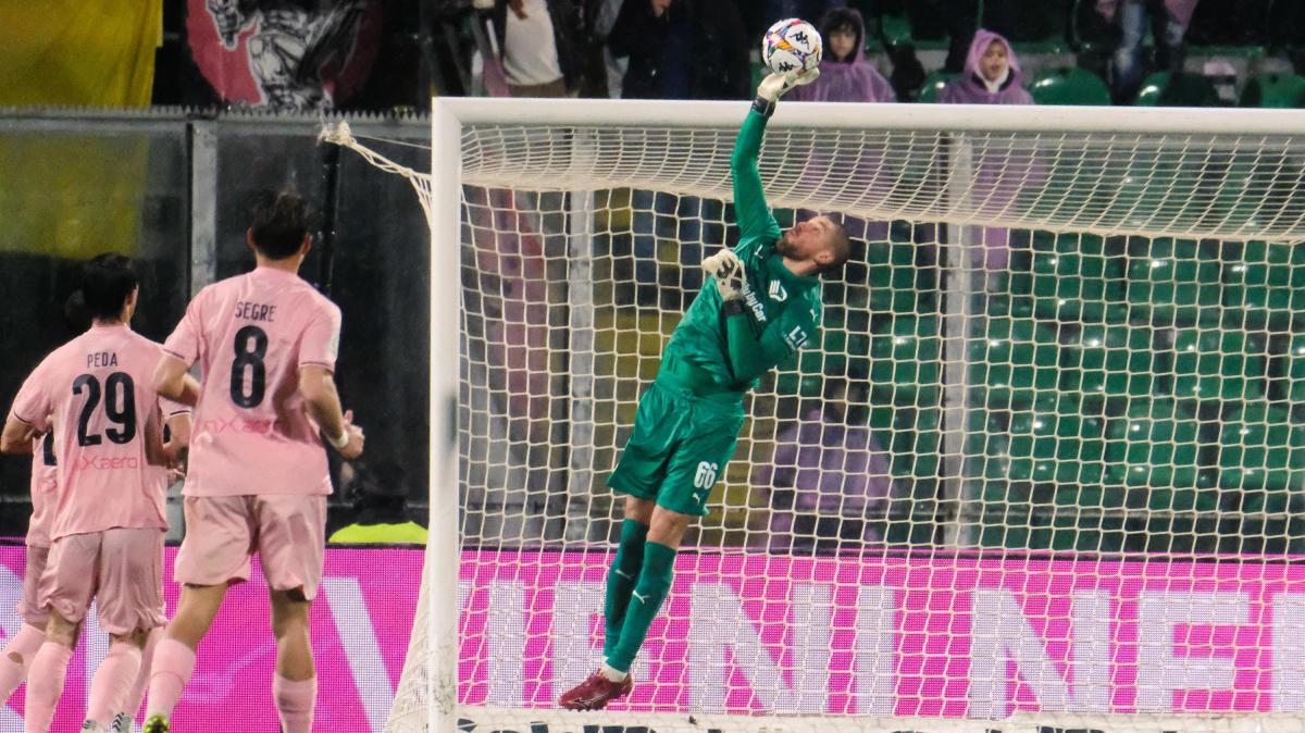 Palermo, passo falso a Pescara: la striscia si ferma, ora serve una reazione da grande squadra