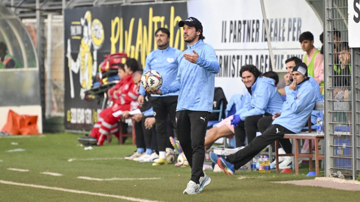 Palermo, Del Grosso: "La squadra le ha provate tutte per raddrizzare la gara. Adessa testa al prossimo appuntamento"