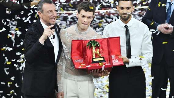 Sanremo 2022, vincono Mahmood e Blanco: ecco tutti i premi assegnati