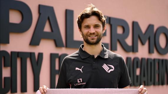 Palermo, Bereszynski: "Ho sentito il direttore Osti, con lui abbiamo passato tanti anni insieme alla Sampdoria. Palermo?  È un bel gruppo"