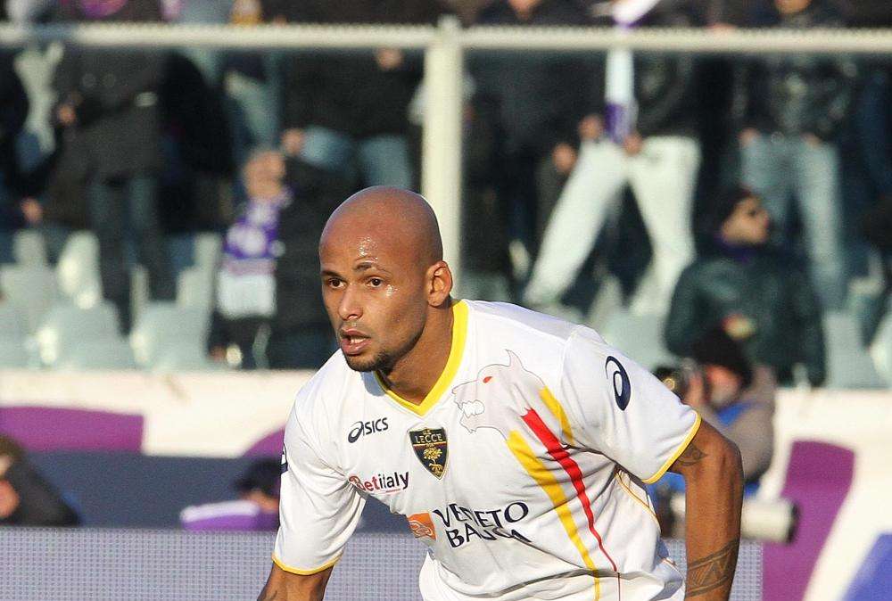 Lecce, ds Osti blinda Olivera