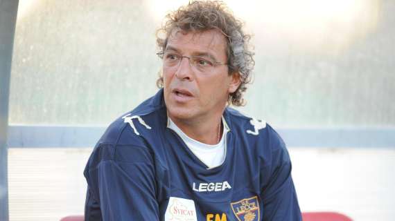 Lecce, esonerato Moriero