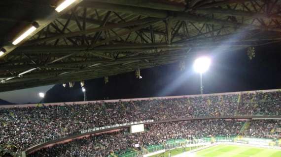 Palermo, bella coreografia in curva nord