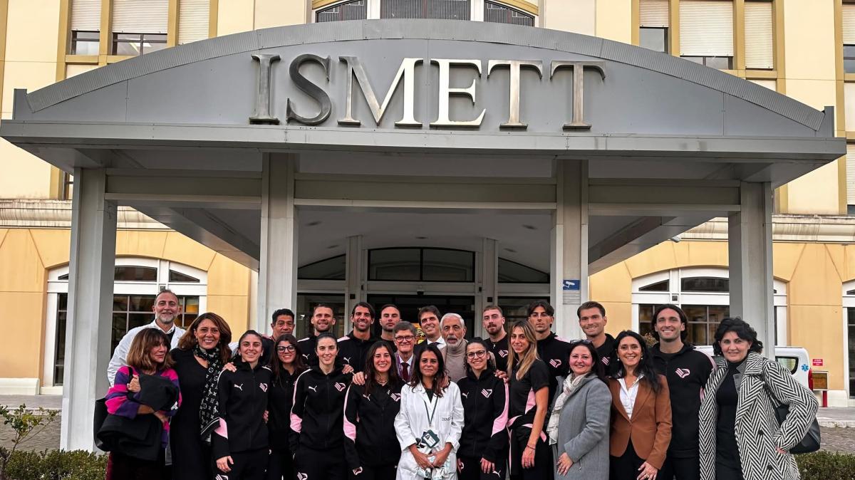 Palermo, ISMETT la squadra maschile e femminile in visita ai piccoli pazienti