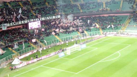 Palermo, arriva anche lo striscione della Curva Nord Inferiore