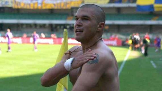 Parma, Valeri Bojinov: "Lavorare e sudare per questa maglia"