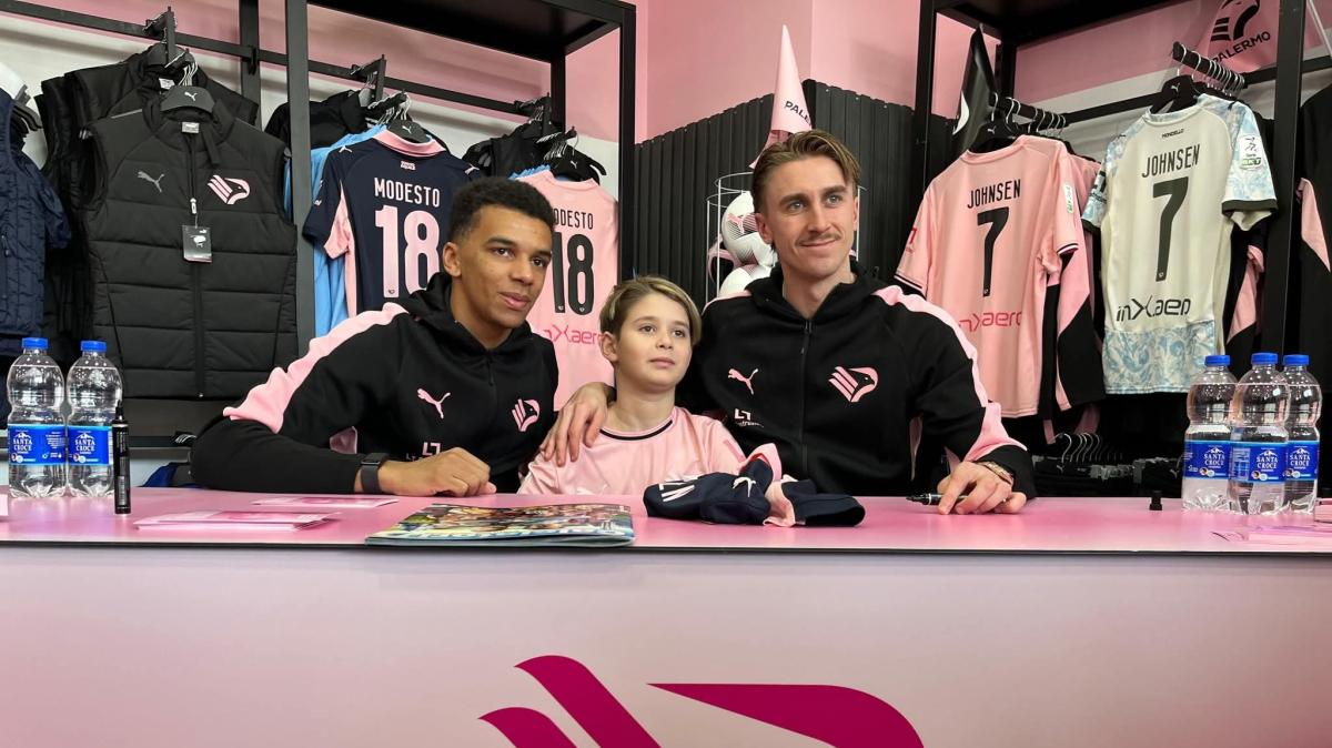 Palermo, Rui Modesto e Johnsen hanno incontrato i tifosi