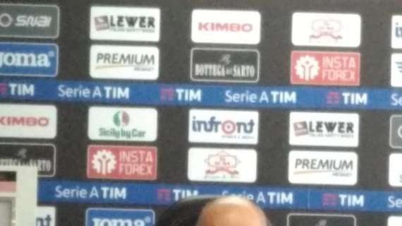 Palermo, Tedino: "Domani gara difficile ma dobbiamo conquistare i tre punti. Posavec? Non capisco l'accanimento nei suoi confronti"