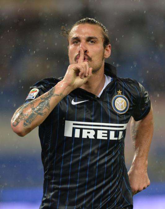 E' caccia all'attaccante: il sogno è Pablo Daniel Osvaldo