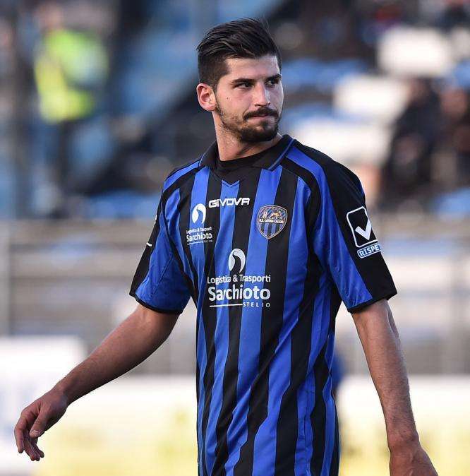 Carpi, Brosco: "Dovremo fermare il Pescara sugli esterni"