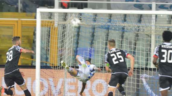 Gol di Lapadula col Cesena