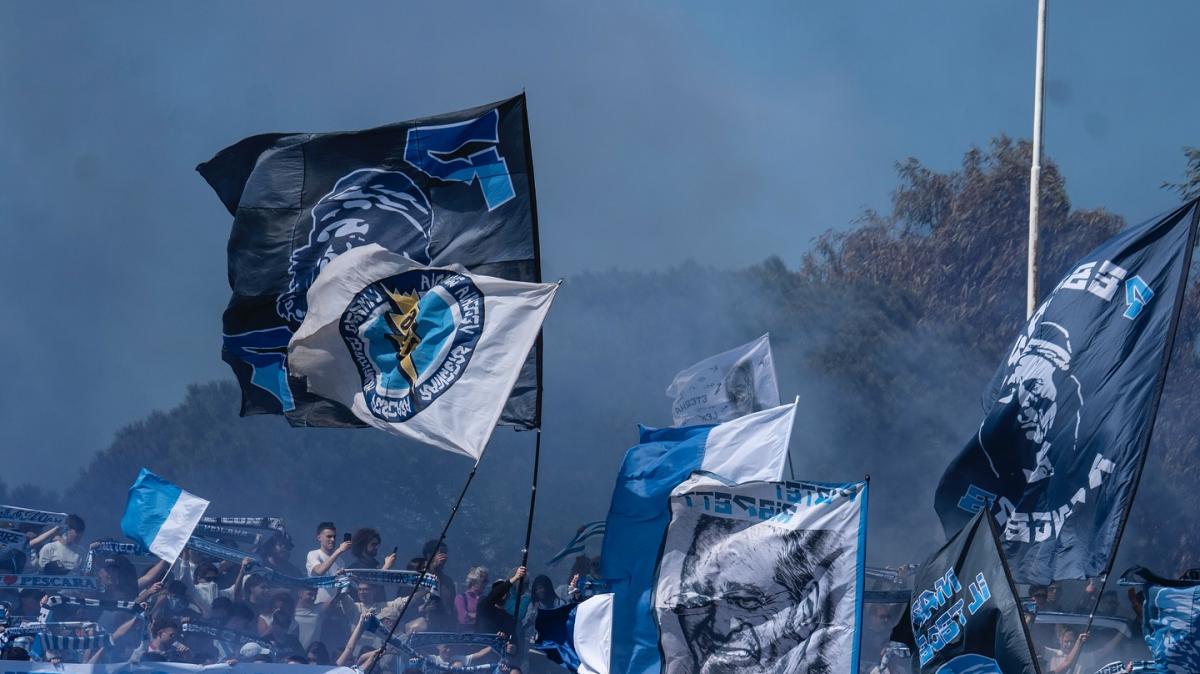 Dolore e silenzio all’Adriatico: il commovente omaggio a Luigi che ha unito tutto lo stadio